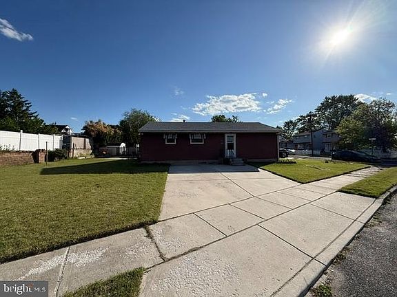 2nd image of 8436 Stow Rd