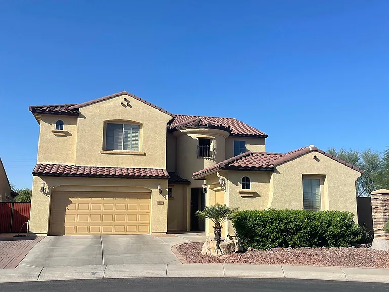 1510 W Flamingo Dr — Photo 1