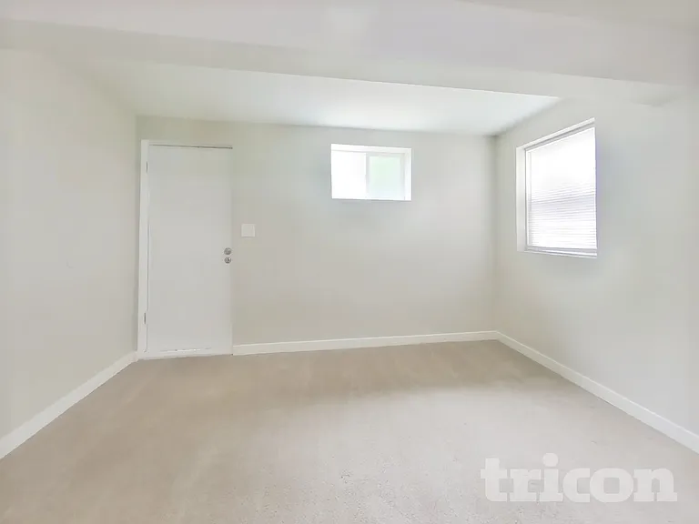 627 Pierce St — Photo 14