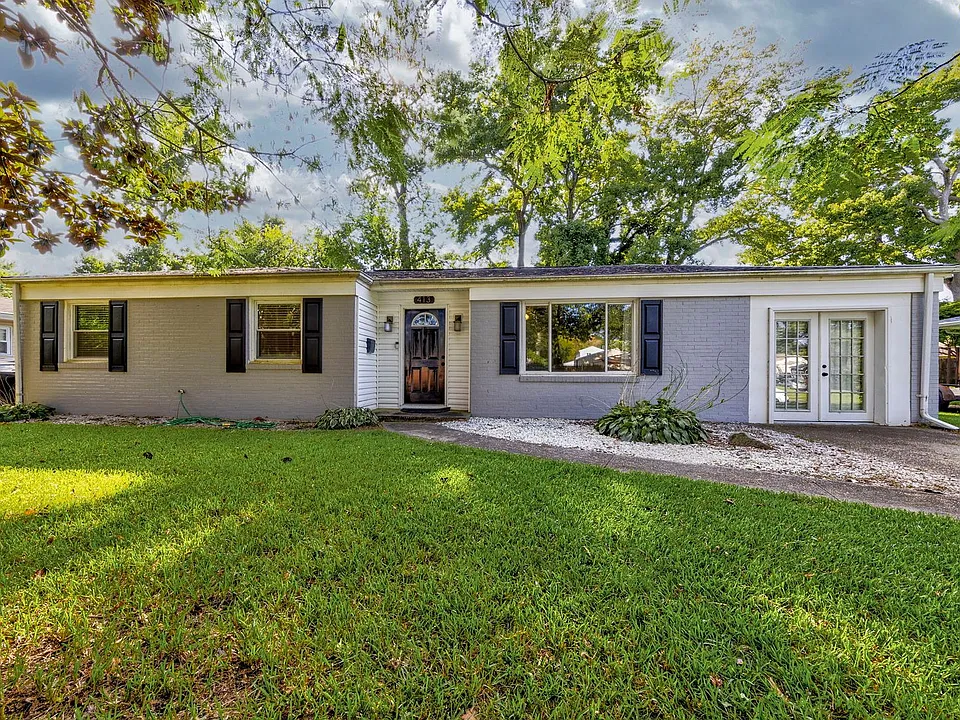 413 Catalina Ave