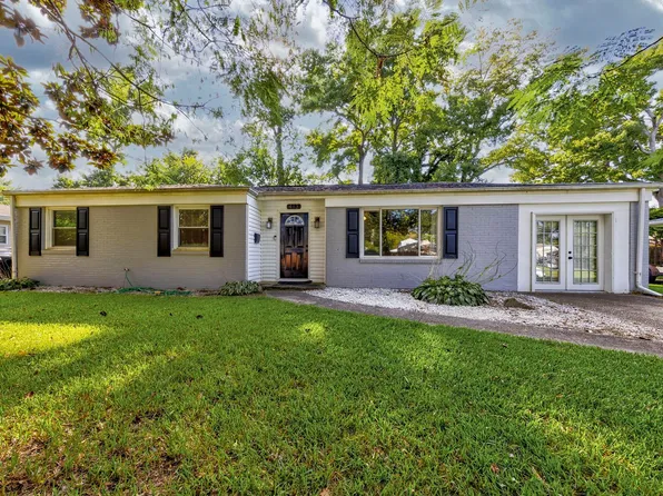 413 Catalina Ave, Virginia Beach, VA 23452