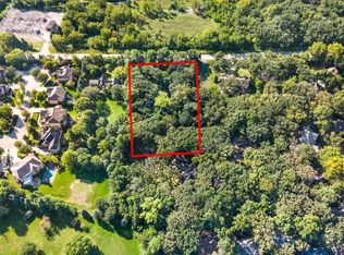 25 W 500 Royce Rd, Naperville, IL 60565