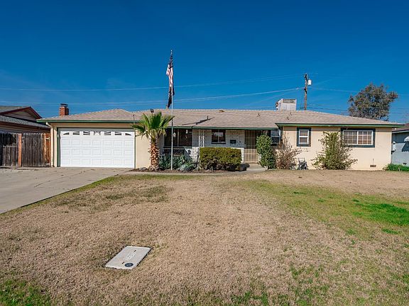 2nd image of 1090 Laurel Ln