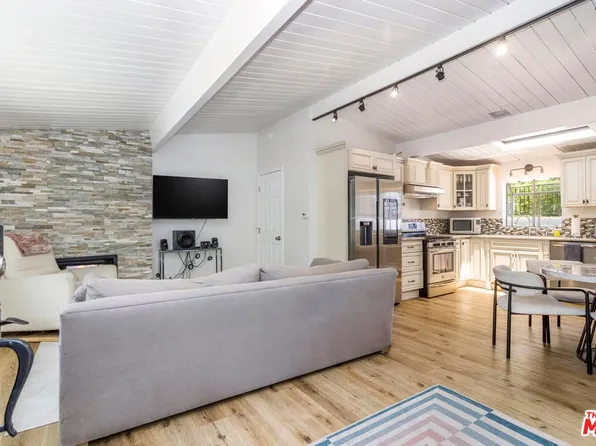 8876 Wonderland Ave, Los Angeles, CA 90046