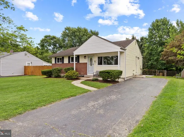 1201 Kimberly Ln, Glen Burnie, MD 21061