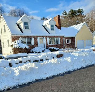 105 Pahray Lane, Manchester, NH, 03109