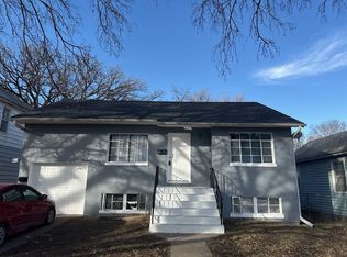 220 W 9th St #2, Junction City, KS 66441