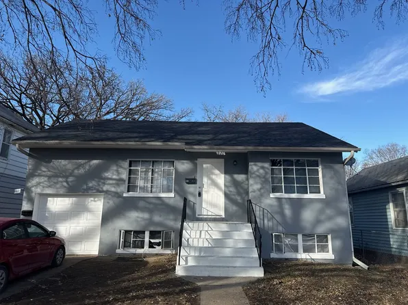 220 W 9th St #2, Junction City, KS 66441