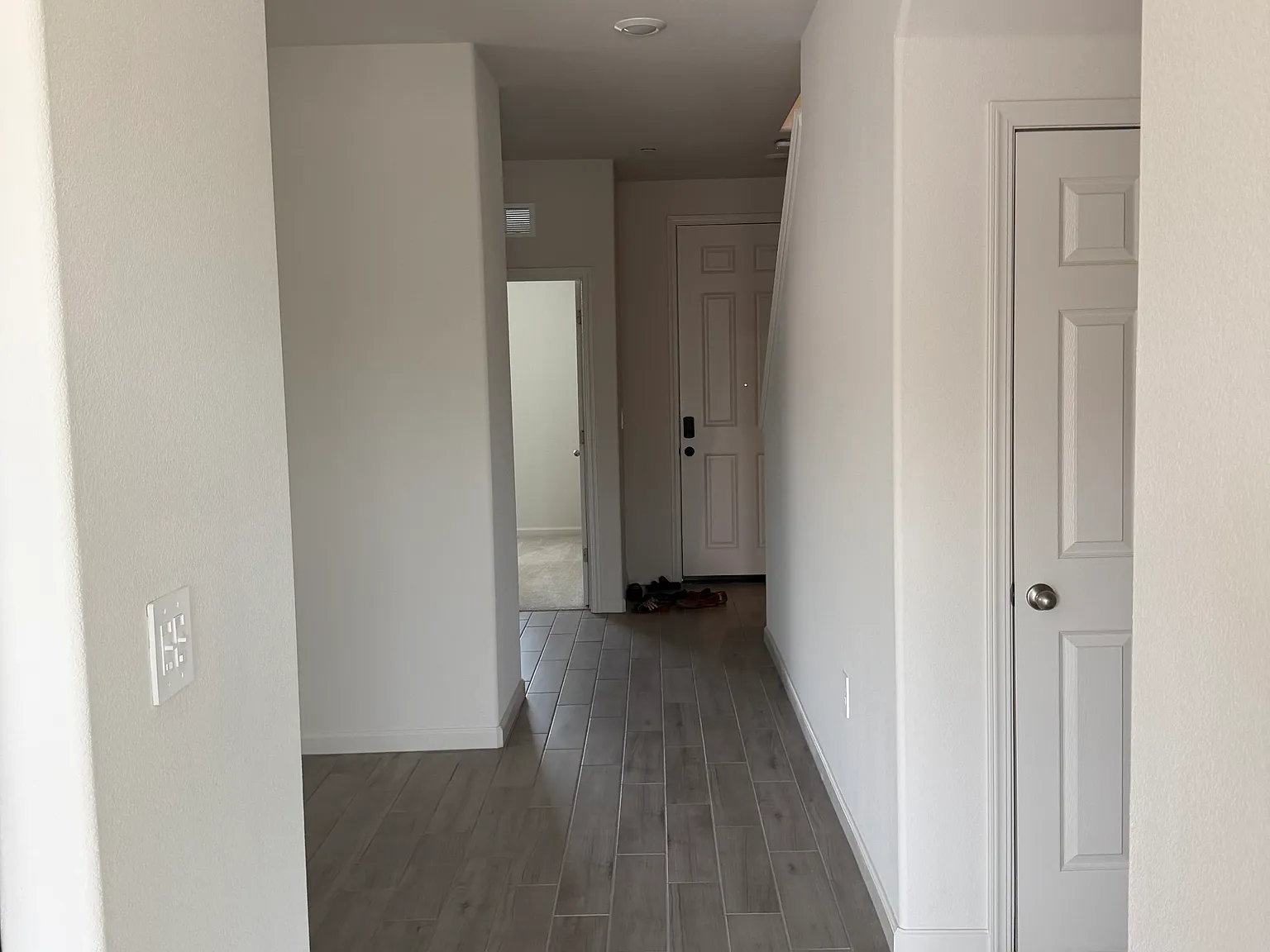 4 bed, 2750 sqft, $3,250 — Photo 3