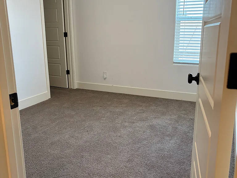 1622 E Copper Ct — Photo 13