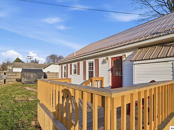 5th image of 16481 Wooster Rd