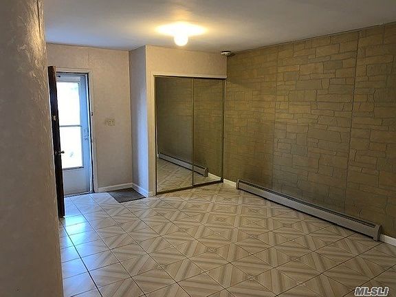 2nd image of 21 Hurtin St