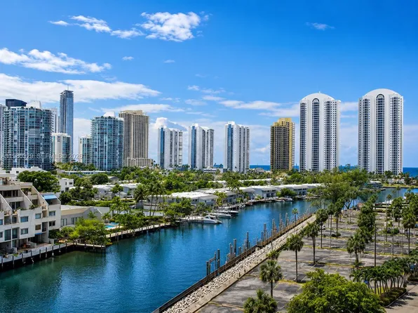 400 Kings Point Dr, Sunny Isles Beach, FL