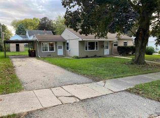 901 W Hamilton St, Freeport, IL 61032