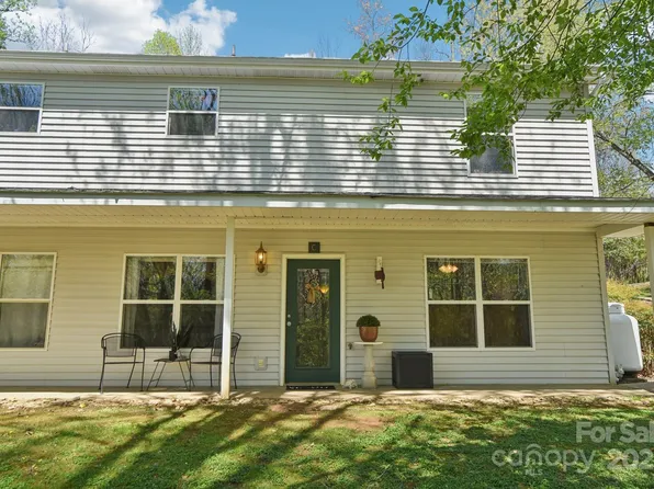 36 Queen Rd #C, Candler, NC 28715