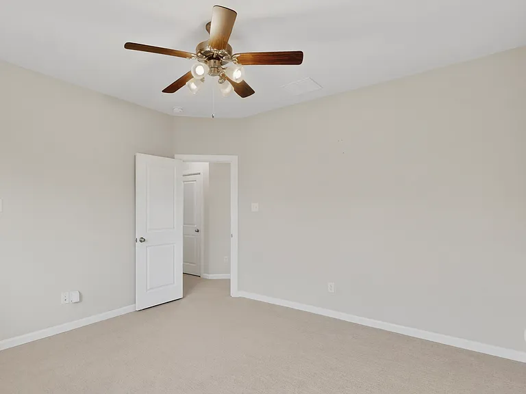 5413 Harbour Rd — Photo 7
