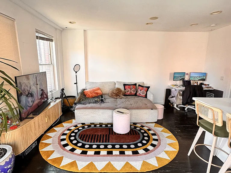263 N 3rd St #D — Photo 13