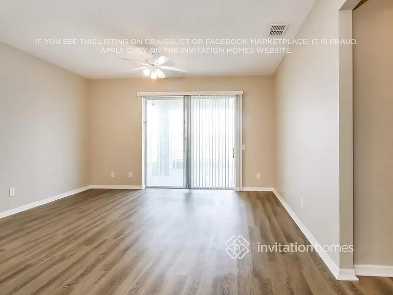 10750 Pictorial Park Dr — Photo 3