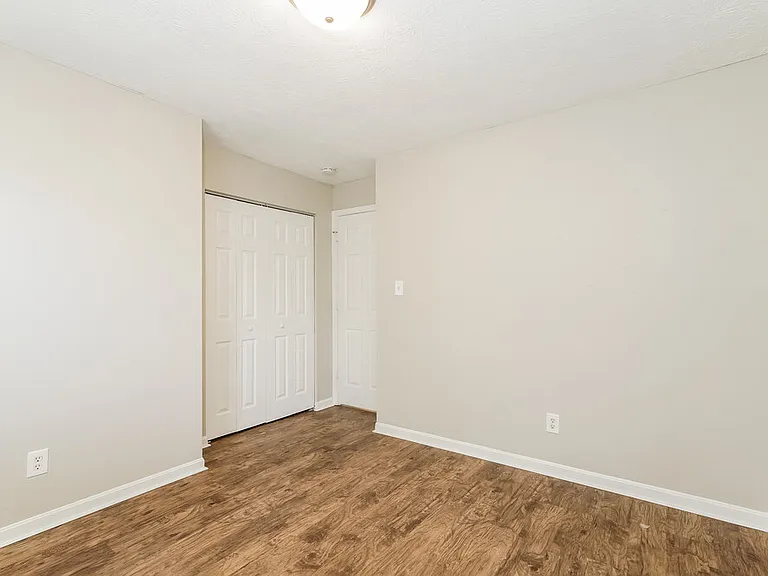11045 Amburg Ct — Photo 14