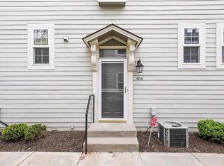 4156 Roanoke Rd, Kansas City, MO 64111