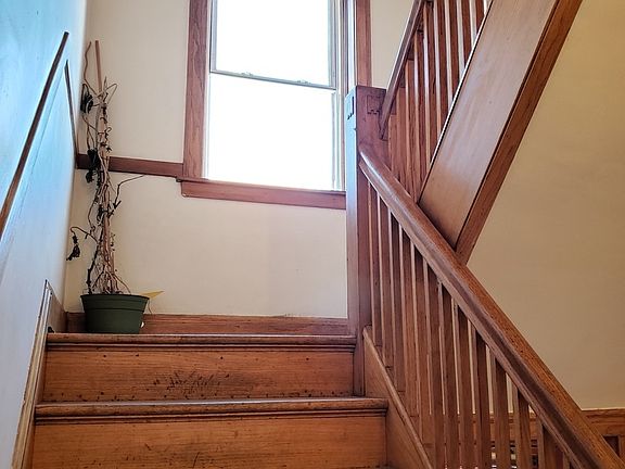 5th image of 6849 S Washtenaw Ave #2
