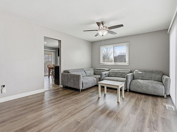 2nd image of 34 Sonora Dr