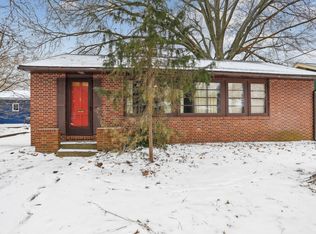 807 E Washington St, Urbana, IL