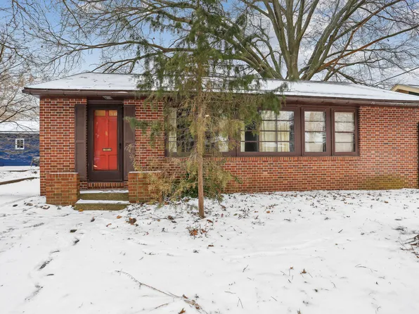 807 E Washington St, Urbana, IL 61801
