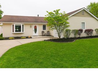81 Golfview Dr, Sewell, NJ 08080