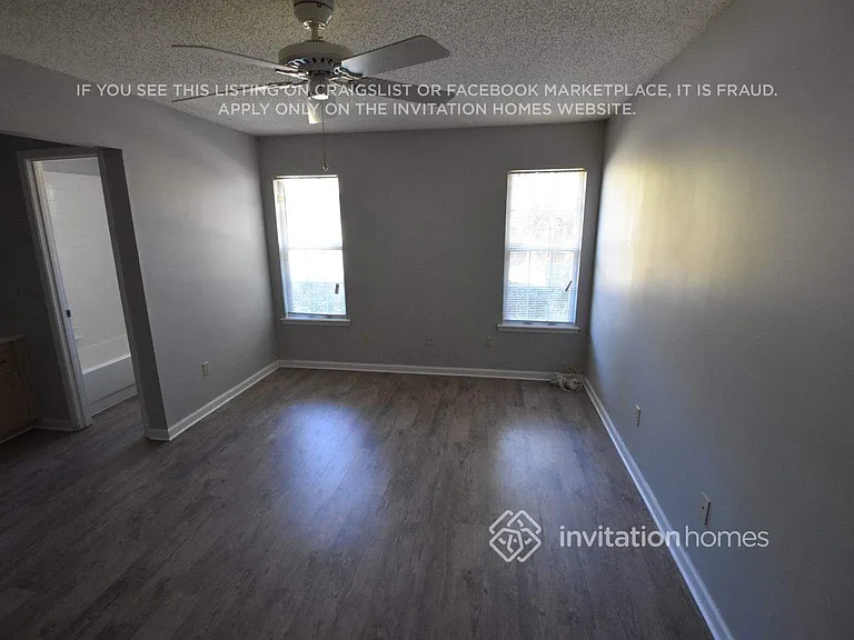 11179 Barbizon Cir E — Photo 3