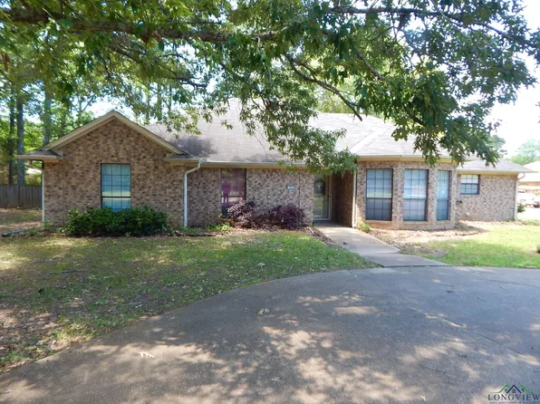 304 Chickasaw Trl, Gilmer, TX 75644