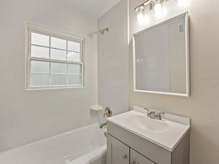 1325 Sharon Rd — Photo 15