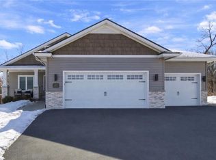 4615 South Oakwood Hills Parkway, Eau Claire, WI 54701