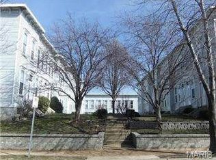 2311 Rutger St, Saint Louis, MO 63104