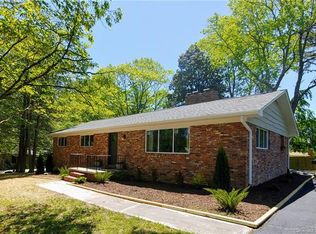 3091 Magnolia Dr, Hendersonville, NC 28792