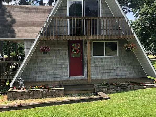 35 Blackburn Dr, Springville, TN 38256