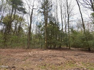 851 Wagmyr Ln, Loganton, PA 17747