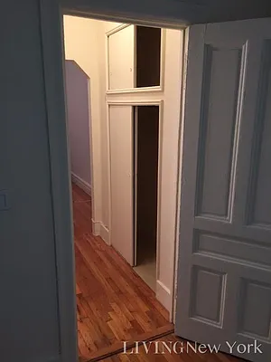 Rented by Living New York | media 22