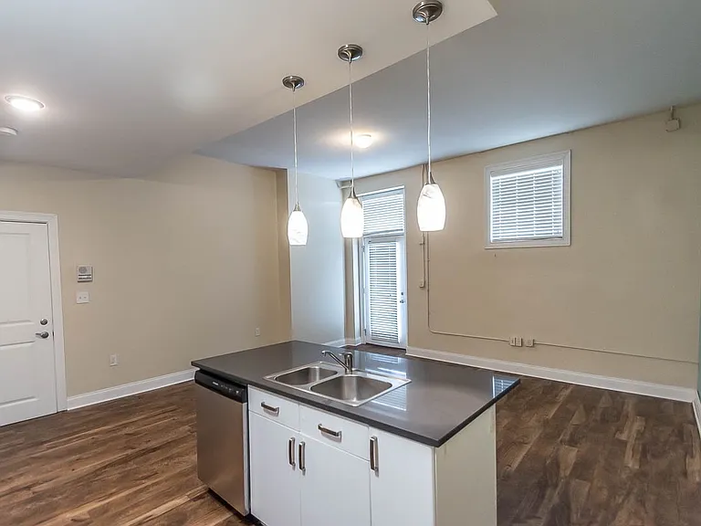 Oddfellows Apartments — Photo 27
