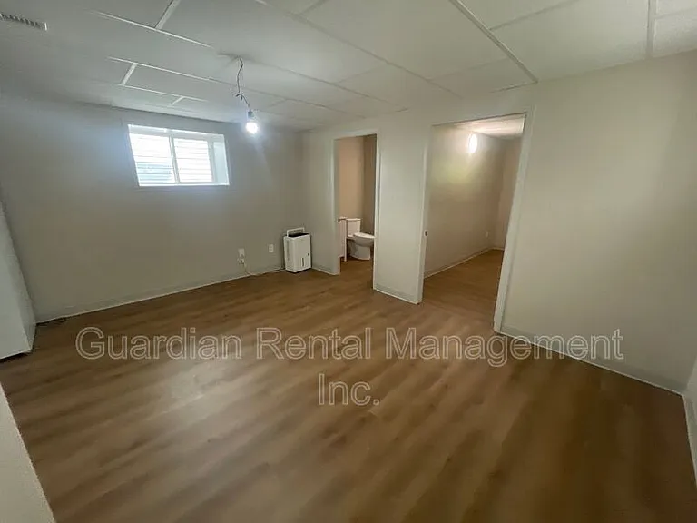 404 Ambrose St #2 — Photo 14