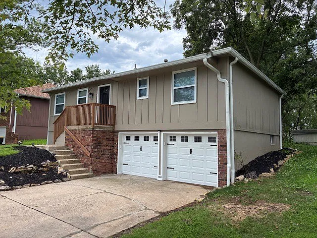 3 bed, 2.5 bath, 1040 sqft, $1,995 — Photo 2