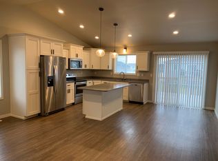 3602-3890 19th St S #F89D006B5, Moorhead, MN 56560