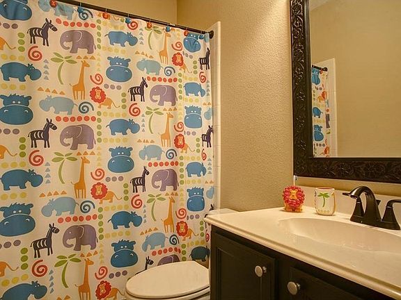 3rd image of 4506 Highlands Dr