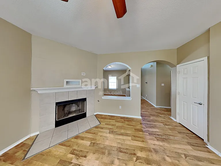 149 Ashwood — Photo 8