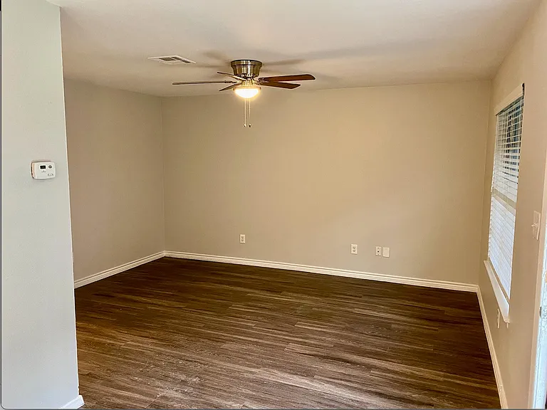 Southcross Villas — Photo 11