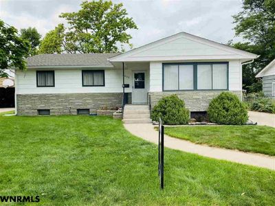 2806 Avenue H, Scottsbluff, NE, 69361