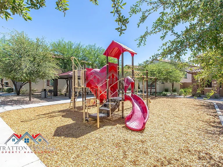 3738 E Dogwood Dr — Photo 2