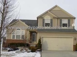 9877 High Meadow Dr, Ypsilanti, MI 48198