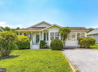 38190 Clover Ln, Frankford, DE 19945