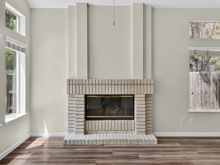 104 Flindell Way — Photo 7